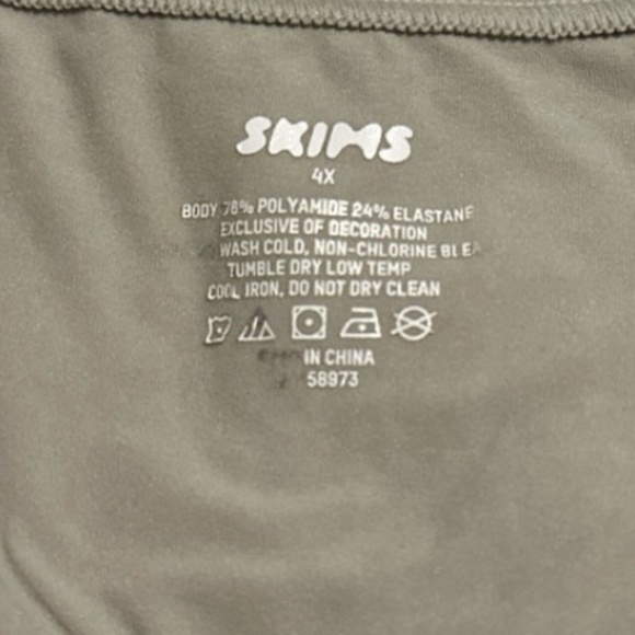 Skims Fits Everybody Long Sleeve T Shirt - Picture 1 of 3